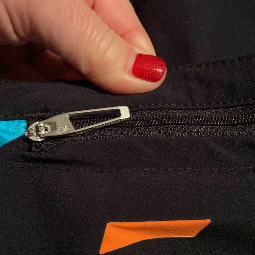 Spyder ladies (like new condition) ski jacket - Picture 12 of 13